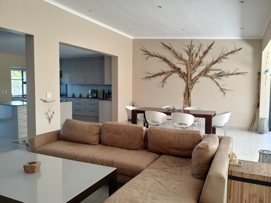7 Bedroom Property for Sale in Melkbosstrand Central Western Cape